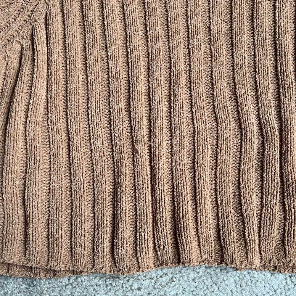 American Eagle Outfitters Chenille Brown Sweater - Picture 9 of 11